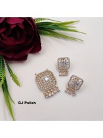 Traditional Elegance Pendant Set 